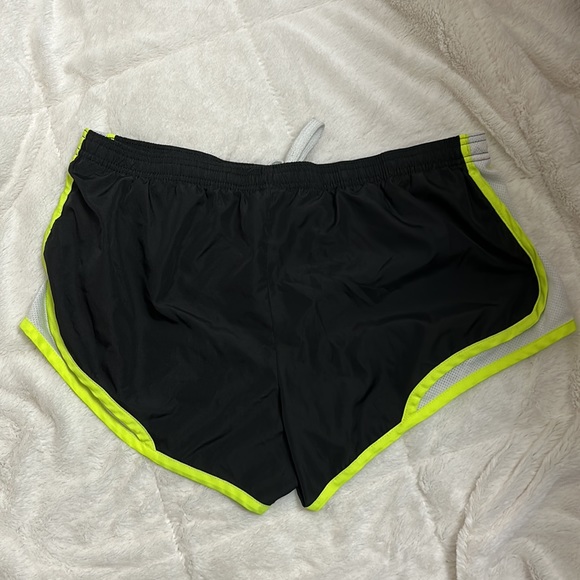 Athletic Shorts - Picture 4 of 4